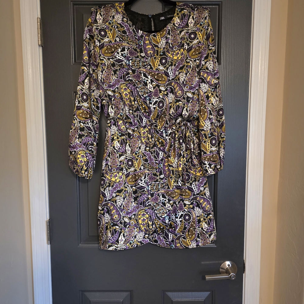 Zara Long-Sleeve Paisley Dress in Purple and Gold